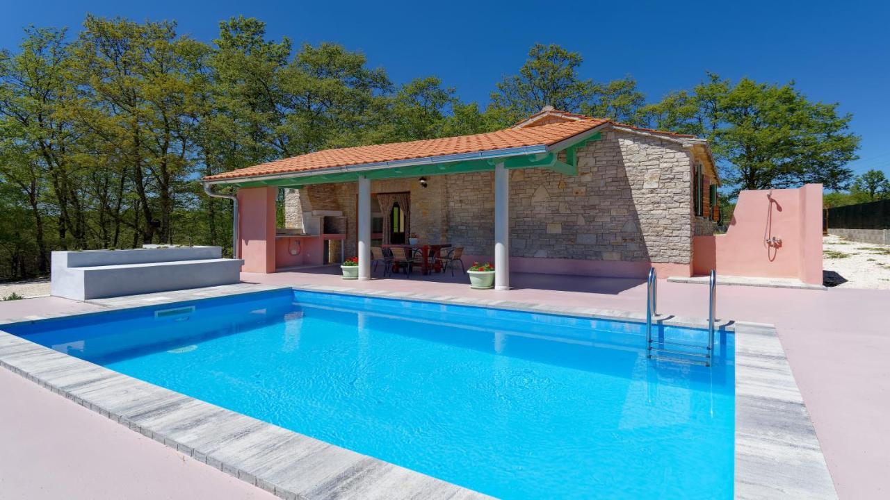 Holiday Home Gimino By Rent Istria Zminj Экстерьер фото
