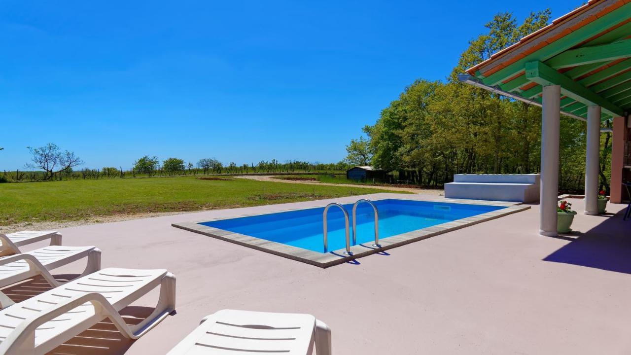 Holiday Home Gimino By Rent Istria Zminj Экстерьер фото